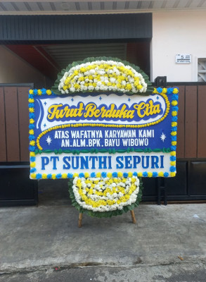 Papan Bunga Duka di Batu Teritip